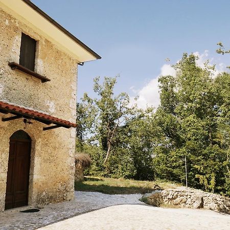 Chalet Colle Lo Zoppo Arpino Exterior photo